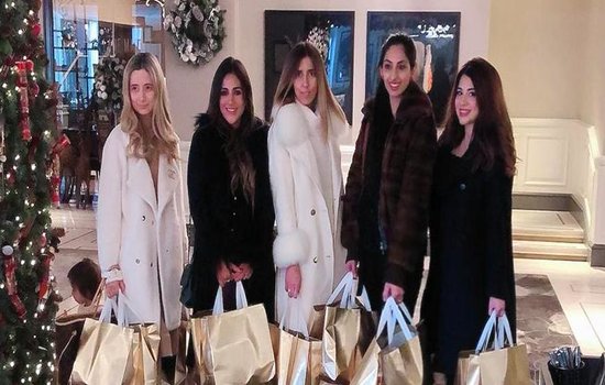 Mums of Mayfair donate Xmas Gift Bags